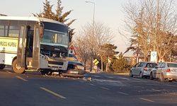 Nevşehir'de Halk Otobüsü İle Otomobil Çarpıştı