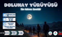 Nevşehir’de peribacaları arasında Dolunay yürüyüşüne var mısın?