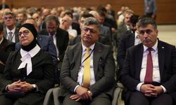 Aktekin “Türkiye'de Yükseköğretimin Yeniden Yapılandırılması Kongresi”ne Katıldı
