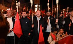 Nevşehir'de Sokaklar 'Fener Alayı' ile Aydınlandı