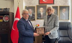 İl Müdürü Yazıcı Çat Belediye Başkanı Kalay'ı ziyaret etti