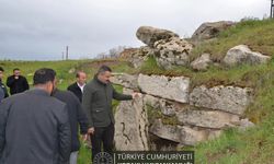 Kozaklı'da Yüzlerce Metre Uzunluğunda Mağara Keşfedildi...