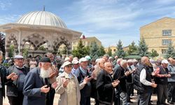 Ürgüp'te hacı kafilesi dualarla uğurlandı...
