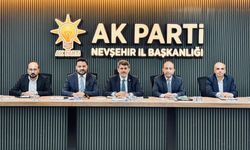 AK Parti İl Koordinatörü Debgici, Nevşehir'de Teşkilatlarla Buluştu