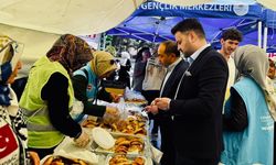 Aygün'den Gazze yararına yapılan kermese ziyaret