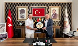 Macar-Turan Vakfı Başkanı'ndan Ortahisar'da Başkan Ateş'e ziyaret