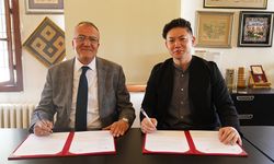 Japonya Kadınlar Üniversitesinden Prof. Kaz T. Yoneda KÜN’ü Ziyaret Etti