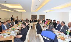 Başkan Arı, Nevşehir Çarşı Esnafıyla Kahvaltıda Buluştu