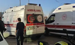 Nevşehir'de motosiklet önce yayaya, ardından otomobile çarptı