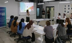 NEVÜ Kapadokya Tasarım Kulübü'nden “Suluboya” ve “Yapay Zekâ” Temalı Çalıştay