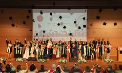 NEVÜ Fakülte ve MYO Öğrencileri Düzenlenen Törenlerle Mezun Edildi