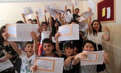 Nevşehir'de Yaz Tatili Başladı: 48 bin 669 Öğrenci Karne Aldı