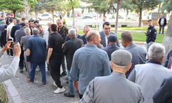 Nevşehir Karacaşar'da bayramlaşma kuyruğu