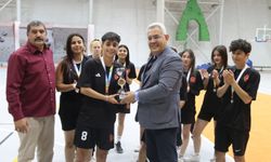 NEVÜ Futsal Kadın Takımı Süper Lig'e Yükseldi