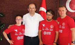 Down Sendromlu Milli Sporculardan Başkan Çamcı'ya Ziyaret
