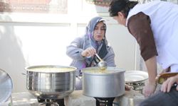 Nevşehir'de Bolluk ve Bereketin Sembolü Aşure İkram Edildi