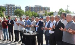 NTB zahire pazarında vatandaşlara aşure dağıttı