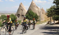 Pedallar Kapadokya'nın Kalbinde Dönüyor