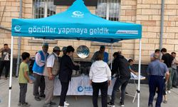 Beşir Derneği ve Semerkand Buhara Derneğinden Aşure İkramı