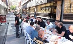 Başkan Arı, Nevşehir Çarşı Esnafıyla Kahvaltı Yaptı