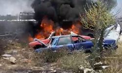 Nevşehir'de terk edilmiş araçlar alev alev yandı