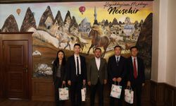 Nevşehir Belediye Başkanı Arı, Çinli Misafirlerini Ağırladı