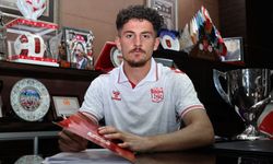 Sivasspor Nevşehirli Emirhan Başyiğit’in Sözleşmesini Uzattı