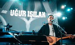 Nevşehirliler Uğur Işılak ile Eğlendi
