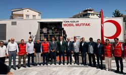 NEVPA Nevşehir Kızılay'a Mobil Mutfak aracı bağışladı