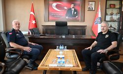 Nevşehir İl Jandarma Komutanı, Emniyet Müdürü Karaman’ı Ziyaret Etti