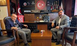 Acıgöl’de Baba-Oğul Belediye Başkanlarının Duygusal Buluşması