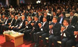Belediye Başkanı Arı, “Kim Var” Sanat Etkinliğine Katıldı