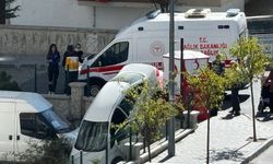 Nevşehir'de Otomobil Apartman Bahçesine Düştü