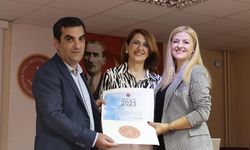 NEVÜ’de “Zamanın Dansı: Kendini Keşfetme Sanatı” Konferansı