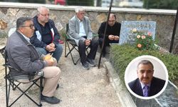 Ahmet Çelebi Hocamız Kabri Başında Dualarla Anıldı