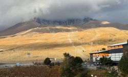Erciyes’e Mevsimin İlk Karı Düştü