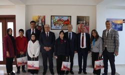 Nevşehir'de Cumhuriyet Temalı Resim, Şiir ve Kompozisyonda Dereceler Sahiplerini Buldu