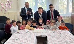 Karacaören Köyü’nde Cumhuriyetimizin 102. Yılına Özel “Türk Bayrağı Sergisi” Açıldı