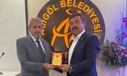 Acıgöl Belediyesi’nden Emekli Muhasebe Müdürüne Veda