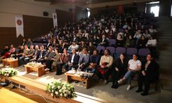 NEVÜ’de Tıbbi Sekreterlik Mesleğinde Yapay Zekâ ve Kariyer Yolculuğu Paneli Düzenlendi