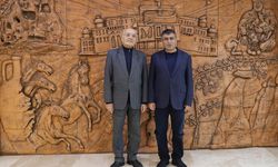 Prof. Dr. Ruşen Keleş’ten NEVÜ Rektörü Aktekin’e Ziyaret