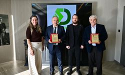 Vali Fidan’dan Doğa Tohumculuk’a Teşekkür Plaketi