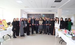 NEVÜ Sınıf Öğretmenliği Öğrencilerinden “Öğretim Teknolojileri ve Materyal Tasarımı – Minik Eller Sergisi”