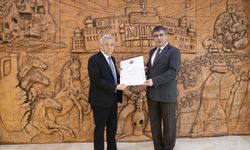 Pekin Yunus Emre Enstitüsü Müdürü Prof. Dr. Eyüp Sarıtaş’tan Rektör Aktekin’e Ziyaret