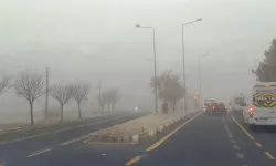 Nevşehir’de Gece Başlayan Sis Sabah da Etkisini Sürdürdü