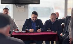 AK Parti İl Başkanı Aygün, Çardak Köyü’nde Vatandaşla Kucaklaştı