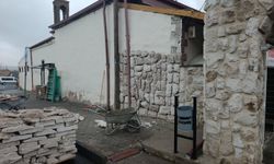 Derinkuyu’da Tarihi Bayramlı Camii Yenileniyor