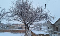 Nevşehir’de Beklenen Kar Yağışı Başladı