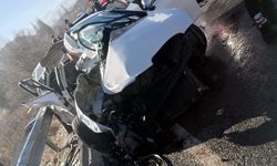 Nevşehir'de Otomobil ile Otobüs Çarpıştı: 11 Yaralı