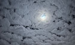 Kapadokya Semalarında Muhteşem Gece: “Soğuk Süper Ay” Göz Kamaştırdı